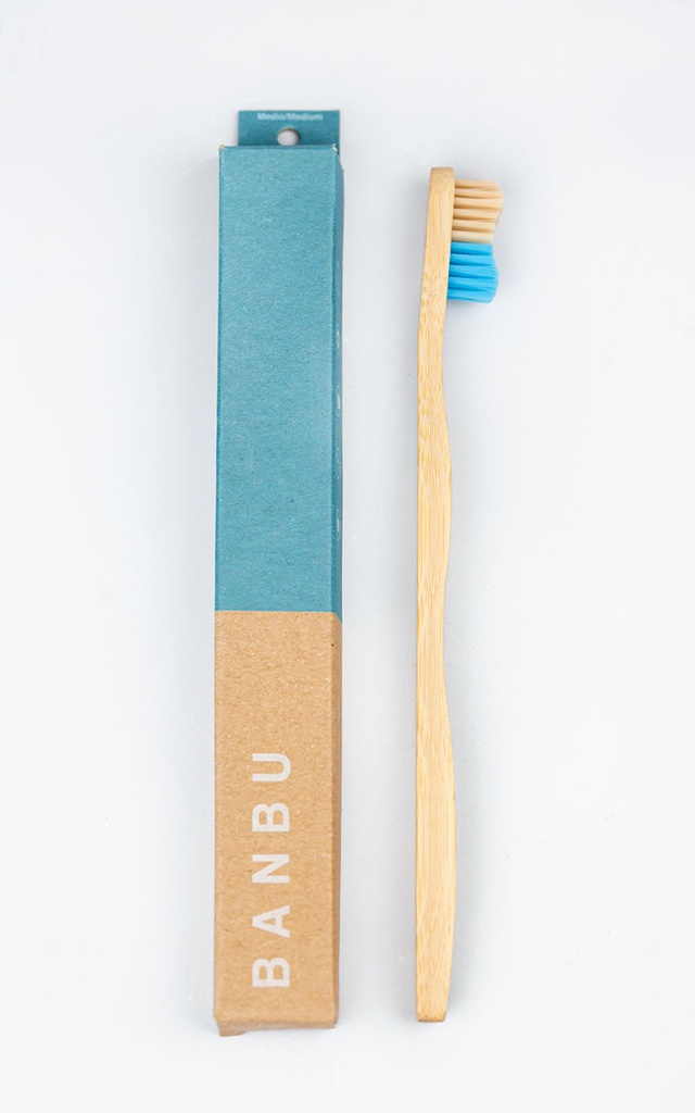 Cepillo de dientes cerdas medias Azul de Banbu